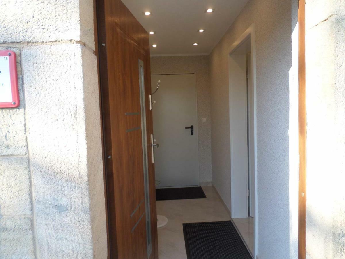 Waldenbuch 1 Zi. Apartment Naehe Flughafen/Messe Stuttgart 24H מראה חיצוני תמונה