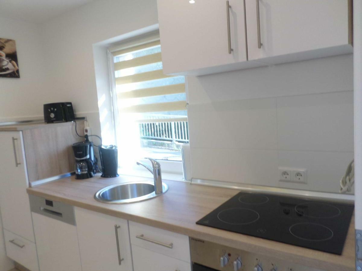 Waldenbuch 1 Zi. Apartment Naehe Flughafen/Messe Stuttgart 24H מראה חיצוני תמונה